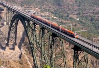 Vande Bharat Reaches 100 kmph on the Chenab Bridge